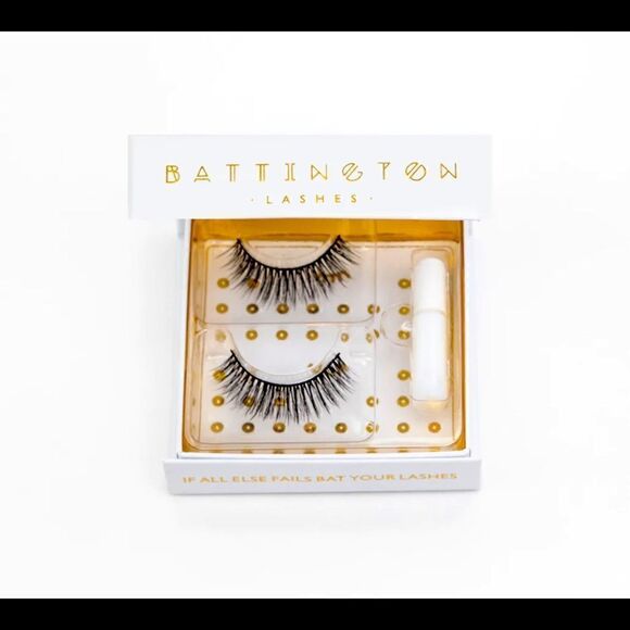 Battington Beauty Monroe Lash with Mini Glue volume lashes brand new in box - Picture 1 of 8